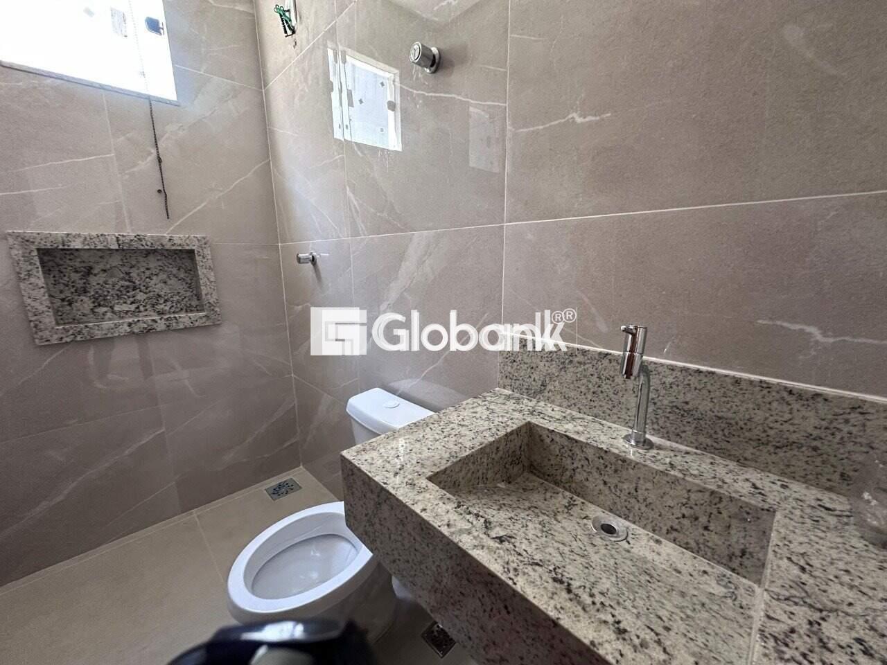 Casa 2 quartos à venda Jardim Olímpico 45m² Montes Claros MG: 