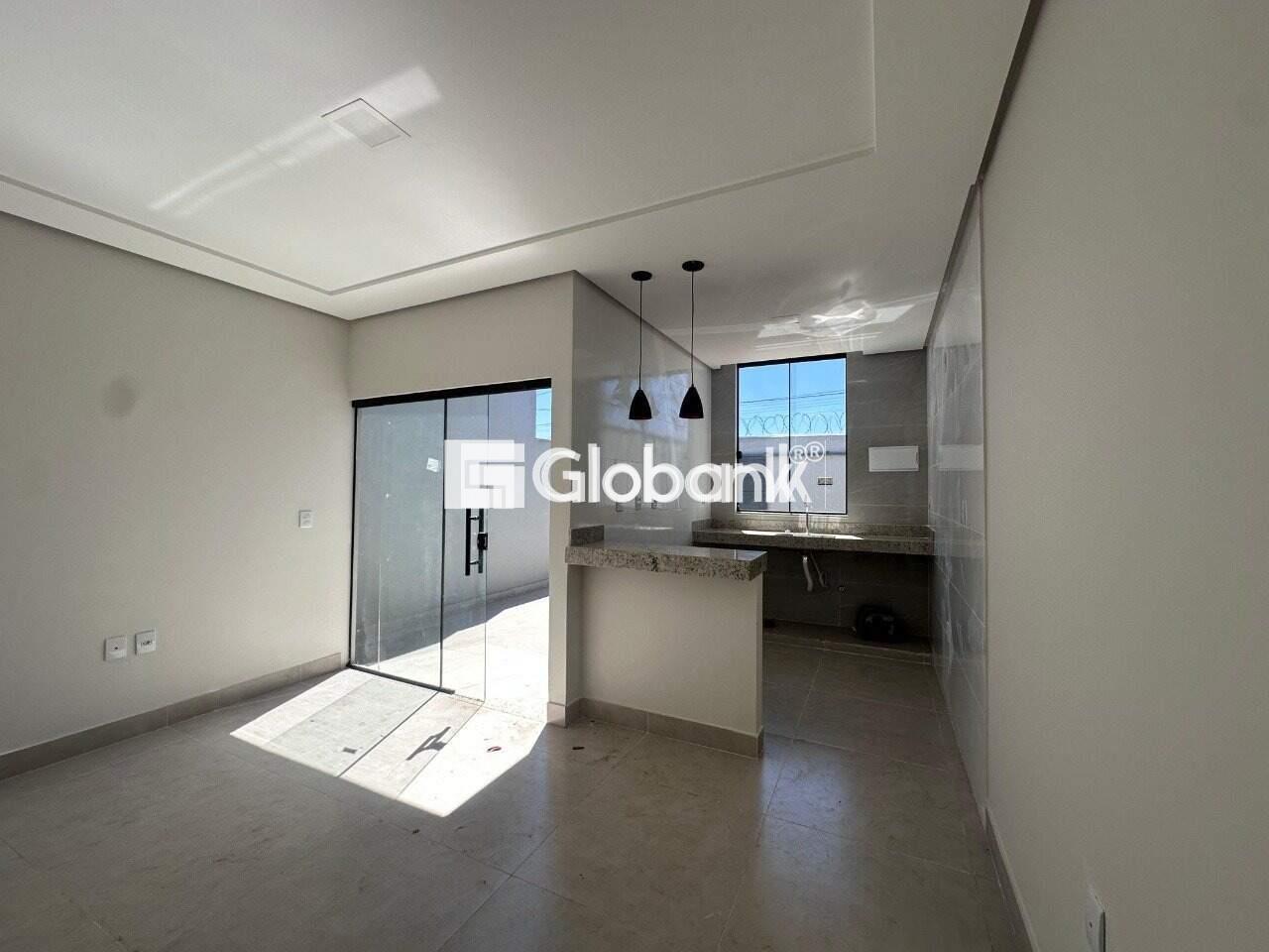 Casa 2 quartos à venda Jardim Olímpico 45m² Montes Claros MG: 