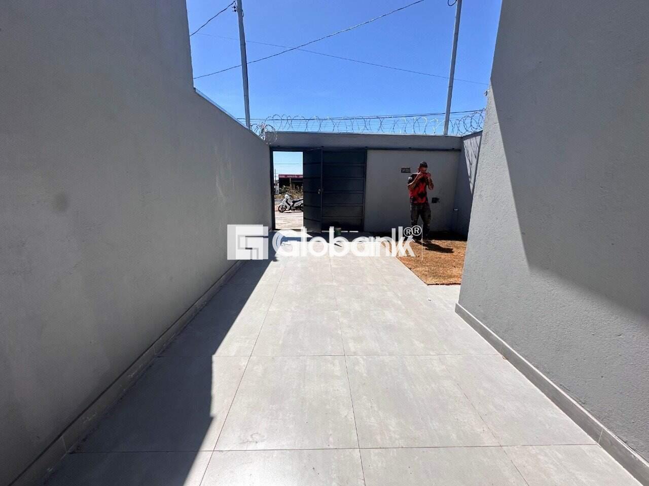 Casa 2 quartos à venda Jardim Olímpico 45m² Montes Claros MG: 