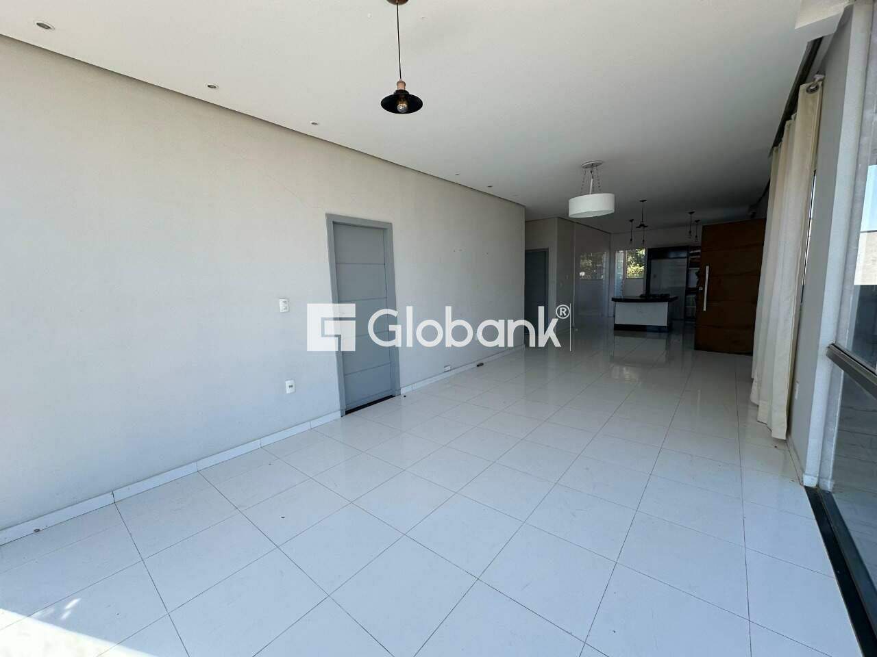 Casa 3 quartos para aluguel Planalto 115m² Montes Claros MG: Sala