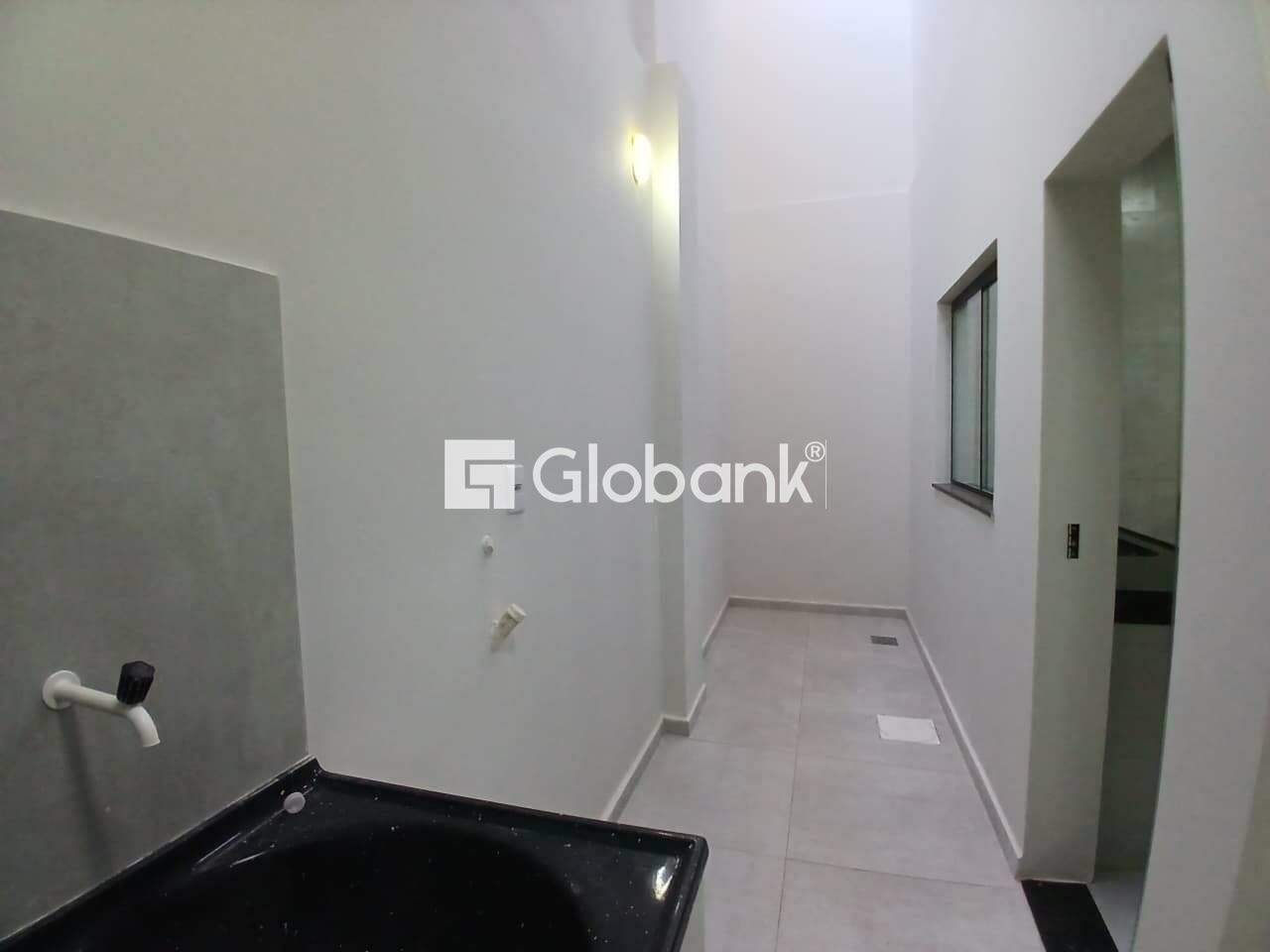 Apartamento 3 quartos à venda Vila Guilhermina 85m² Montes Claros MG: rea de servi o
