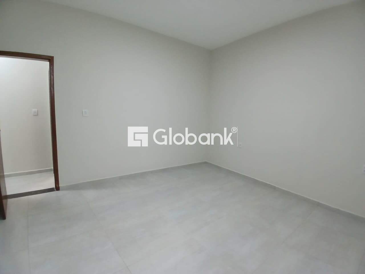 Apartamento 3 quartos à venda Vila Guilhermina 85m² Montes Claros MG: suite
