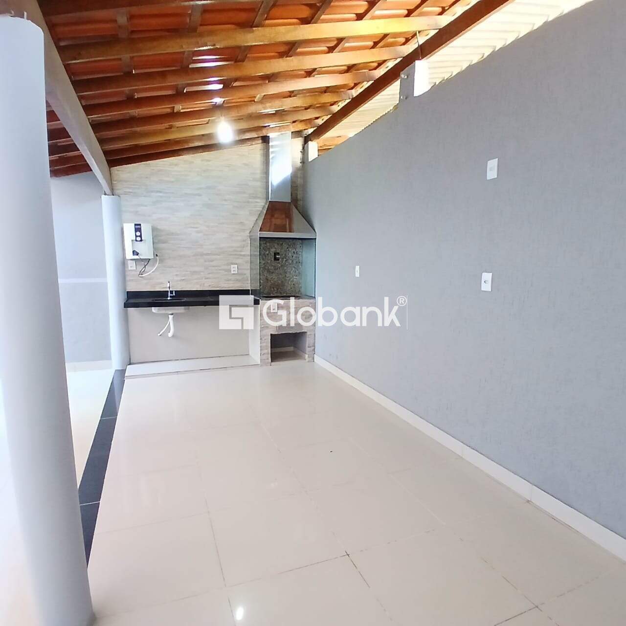 Casa 3 quartos à venda Lourdes 0m² Montes Claros MG: