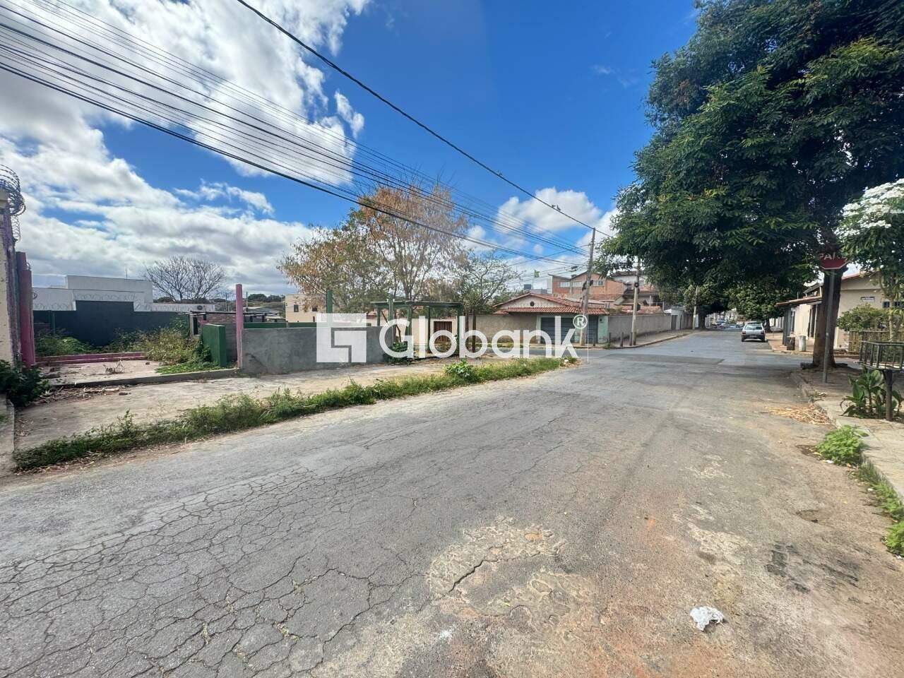 Terreno à venda Edgar Pereira 0m² Montes Claros MG: 