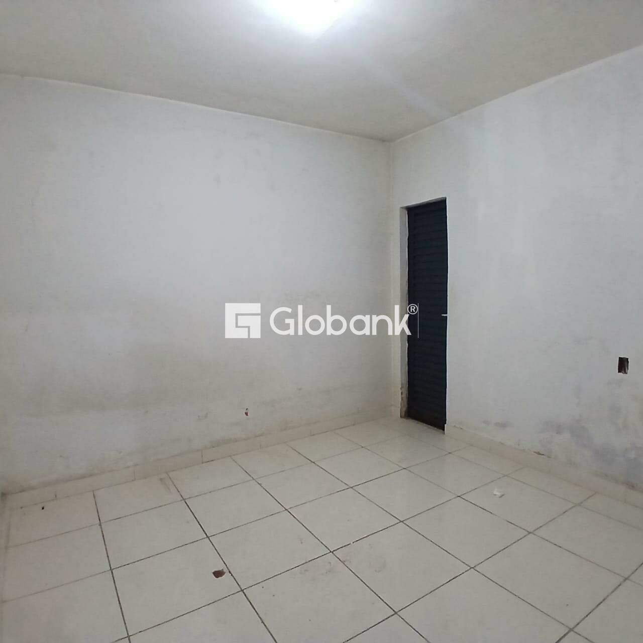 Casa 3 quartos à venda Independência 0m² Montes Claros MG: