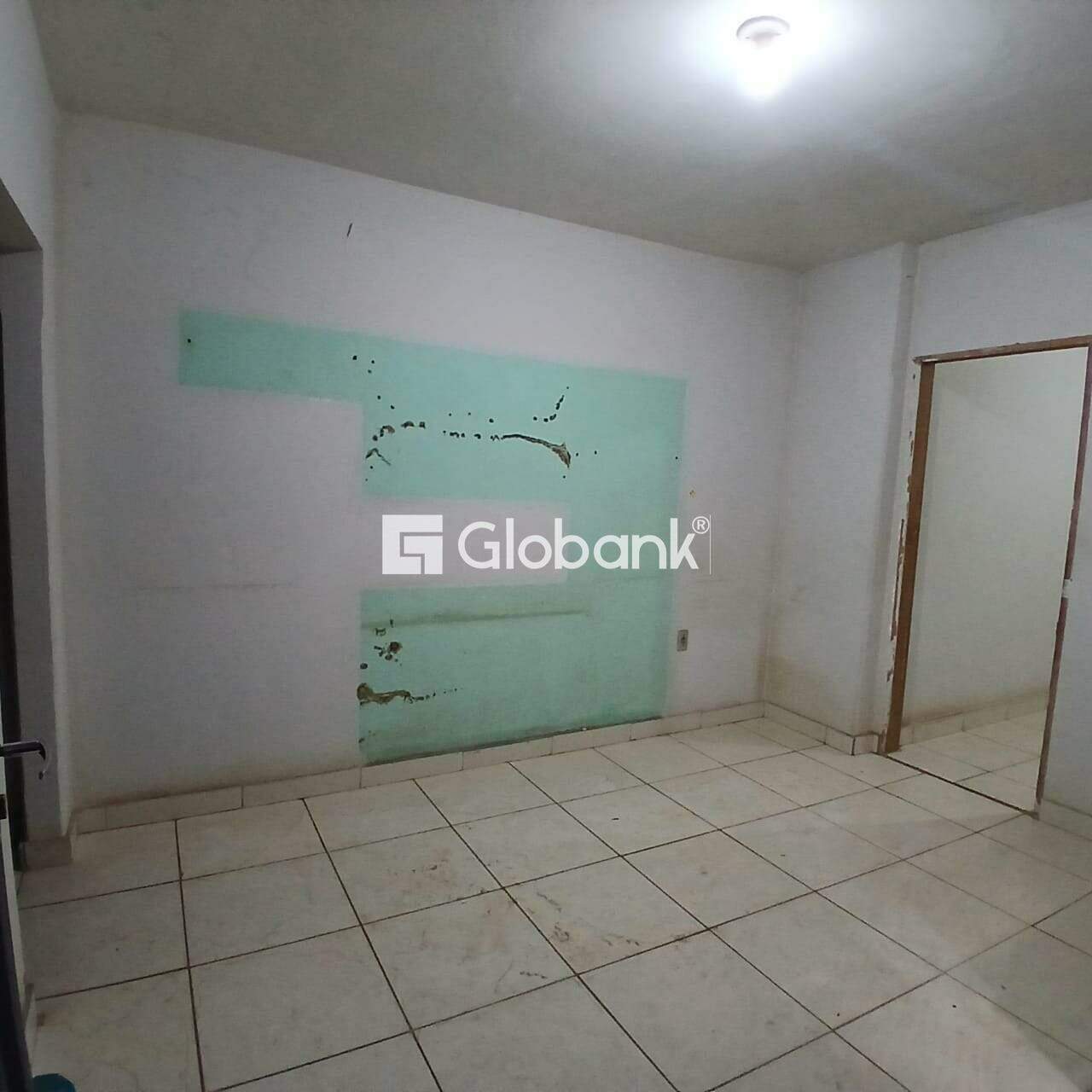 Casa 3 quartos à venda Independência 0m² Montes Claros MG: