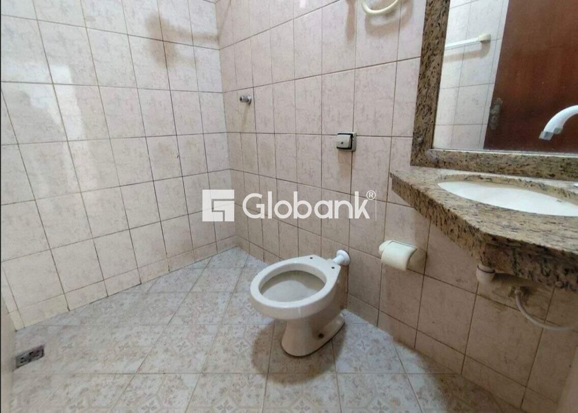 Casa 5 quartos à venda Monte Alegre 550m² Montes Claros MG: 