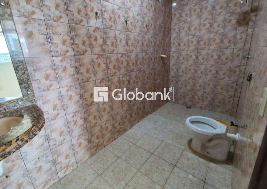 Casa 5 quartos à venda Monte Alegre 550m² Montes Claros MG: 