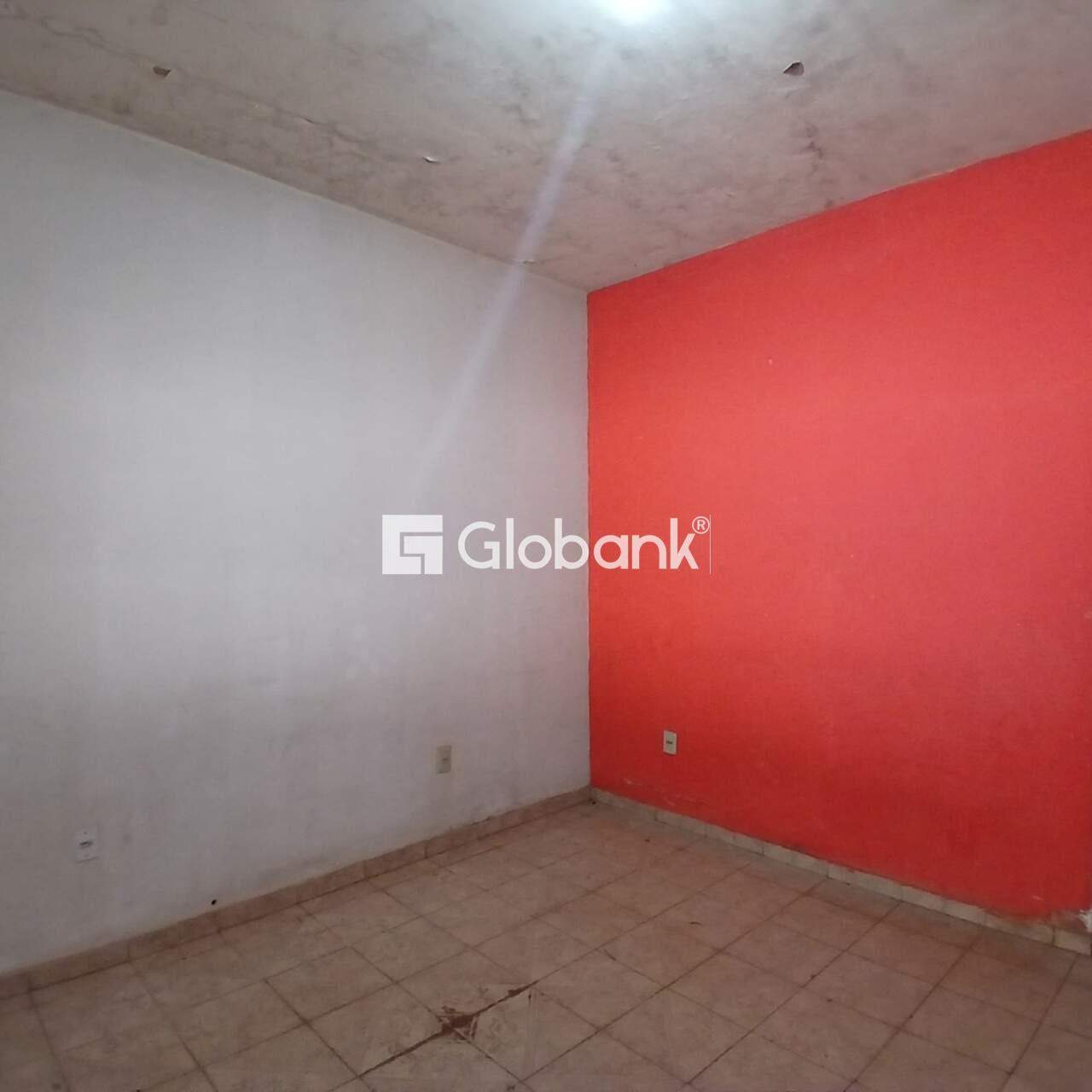 Casa 3 quartos à venda Conjunto Chiquinho Guimarães 0m² Montes Claros MG: 
