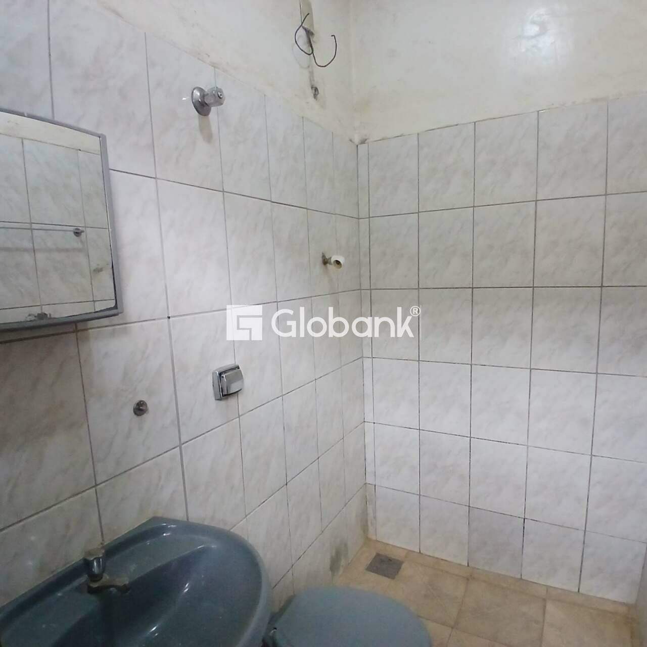 Casa 3 quartos à venda Conjunto Chiquinho Guimarães 0m² Montes Claros MG: 