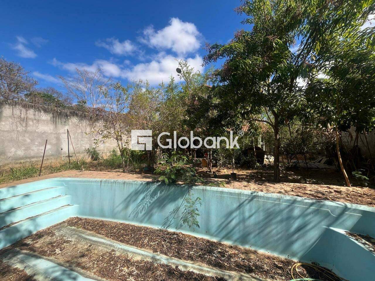Casa 6 quartos à venda Jaraguá 0m² Montes Claros MG: