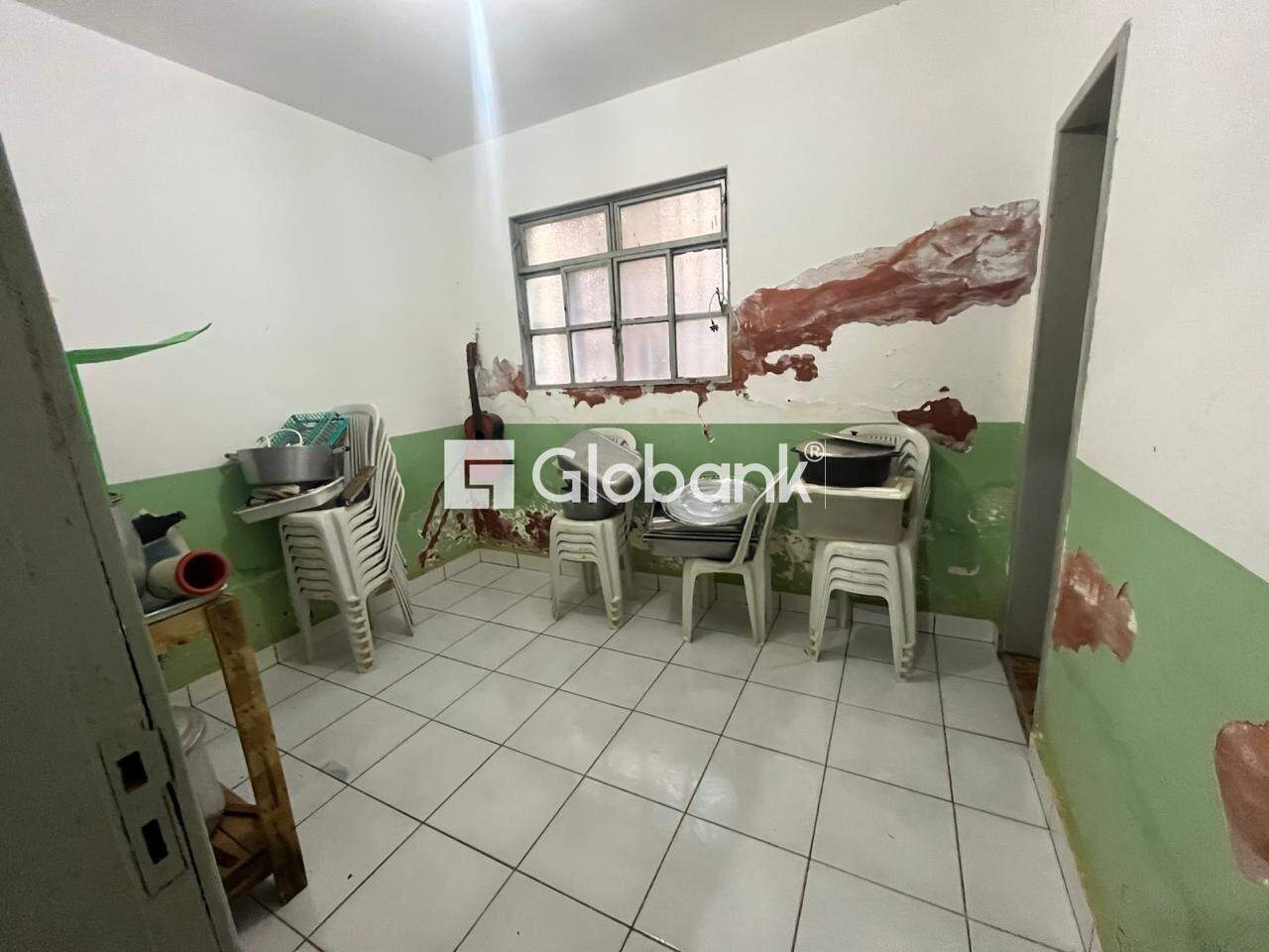 Casa 6 quartos à venda Jaraguá 0m² Montes Claros MG: