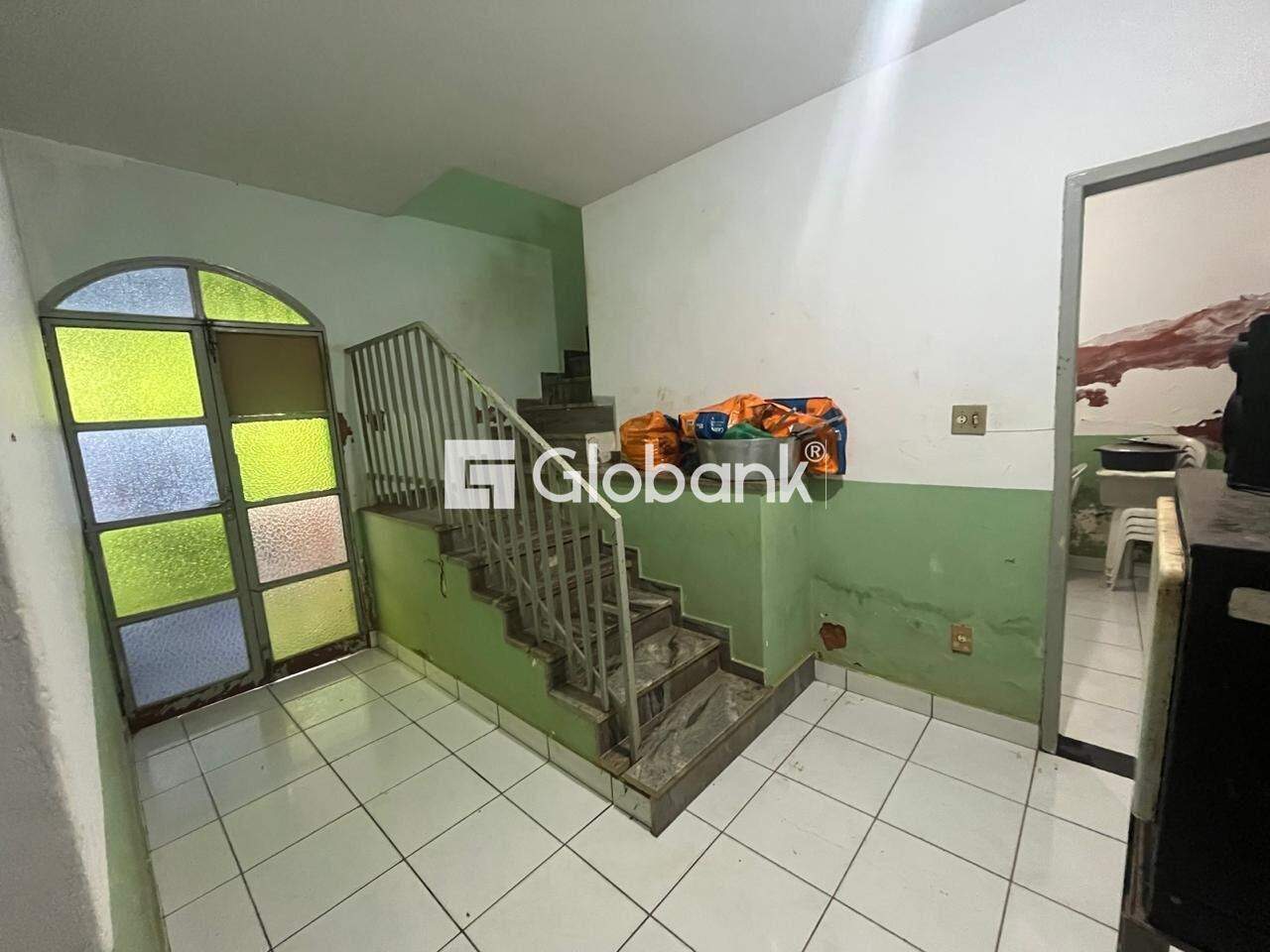 Casa 6 quartos à venda Jaraguá 0m² Montes Claros MG: