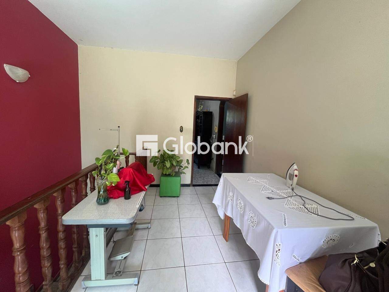 Casa 6 quartos à venda Jaraguá 0m² Montes Claros MG: