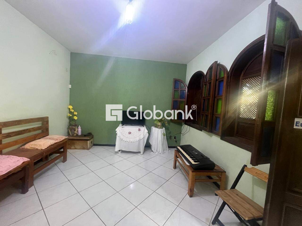 Casa 6 quartos à venda Jaraguá 0m² Montes Claros MG: