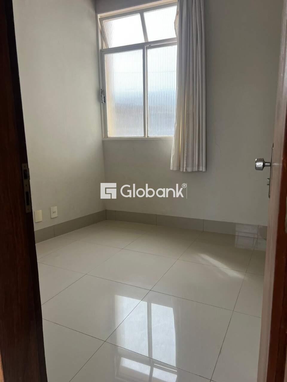 Apartamento 3 quartos à venda Centro 246m² Montes Claros MG: 