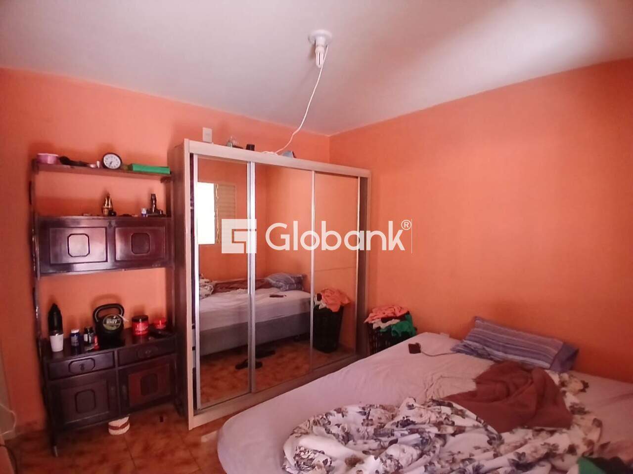 Sobrado 4 quartos à venda Major Prates 240m² Montes Claros MG: 
