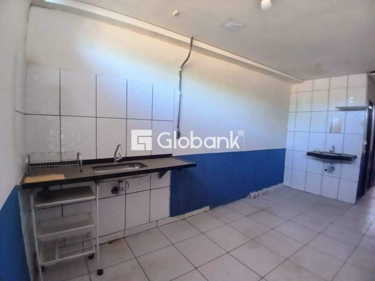 Sala comercial para aluguel Centro 250m² Montes Claros MG: Copa