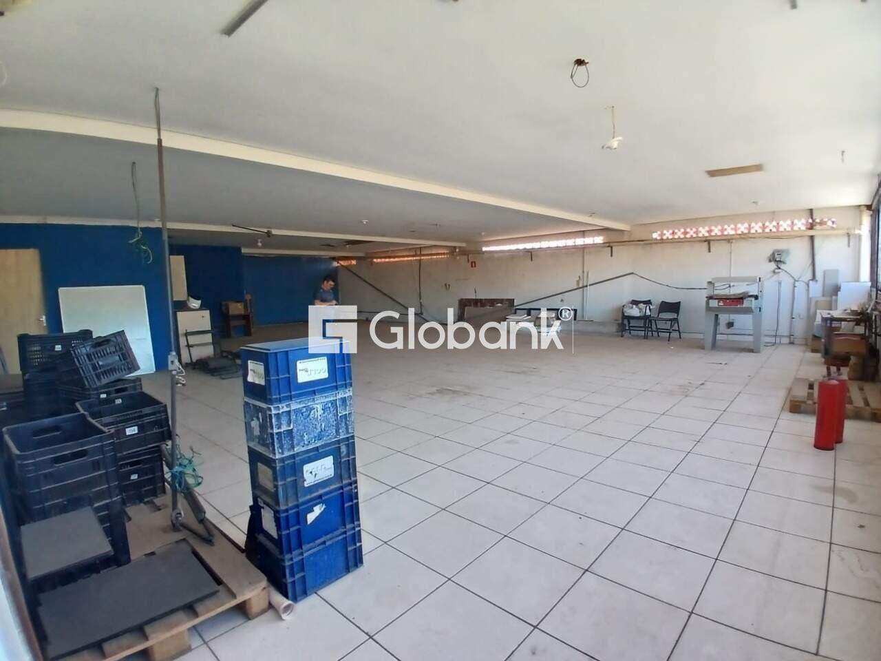 Sala comercial para aluguel Centro 250m² Montes Claros MG: Sala..