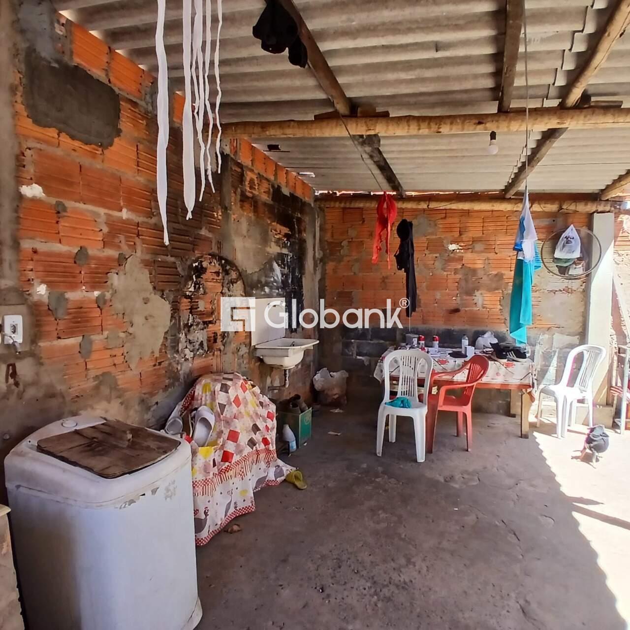 Casa 3 quartos à venda Residencial Minas Gerais 42m² Montes Claros MG: 