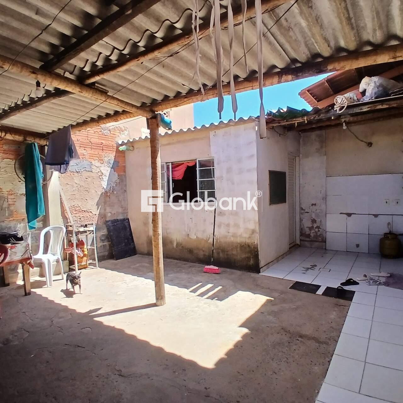 Casa 3 quartos à venda Residencial Minas Gerais 42m² Montes Claros MG: 