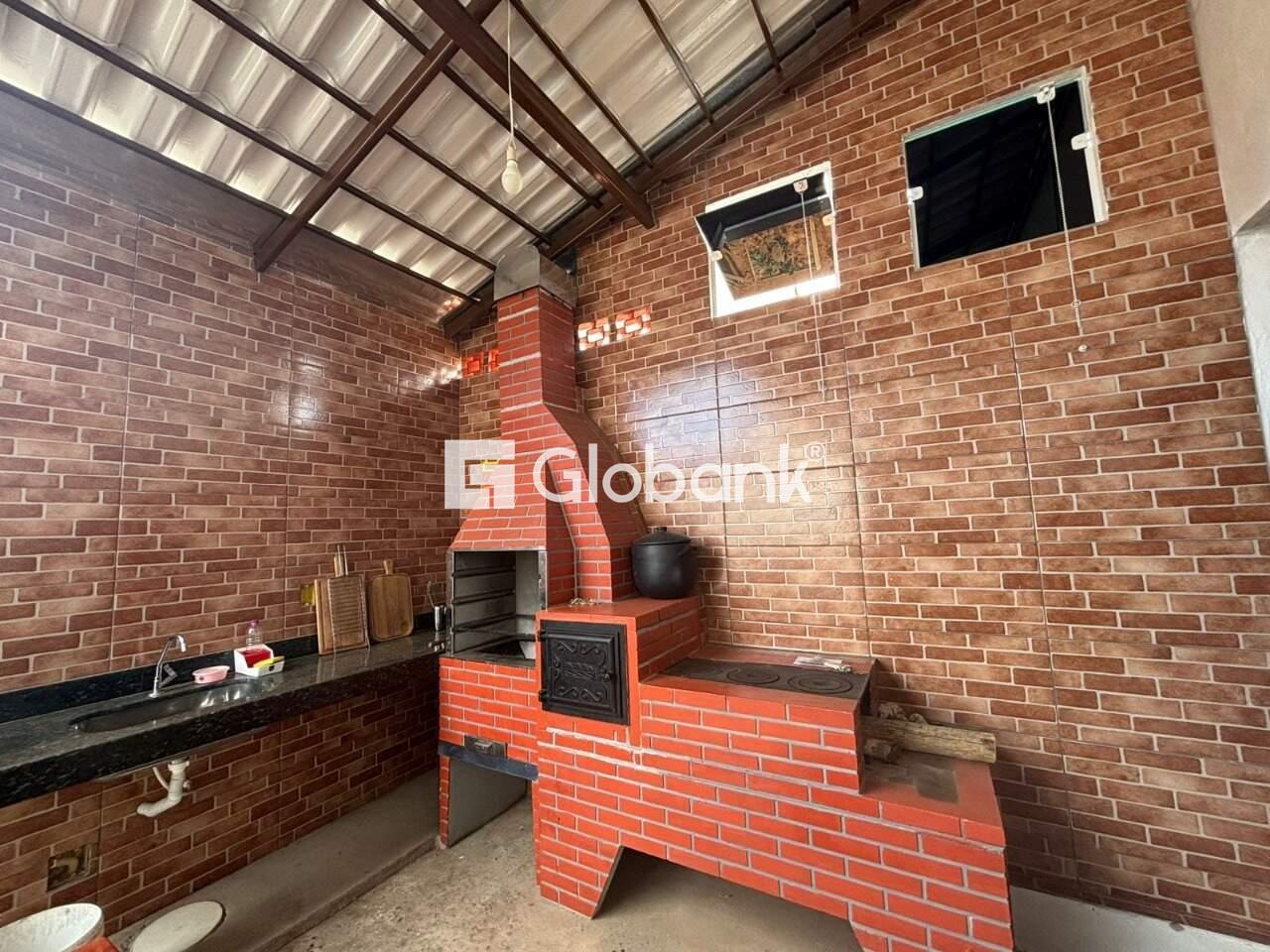 Casa 4 quartos à venda Residencial Sul Ipês 150m² Montes Claros MG: 