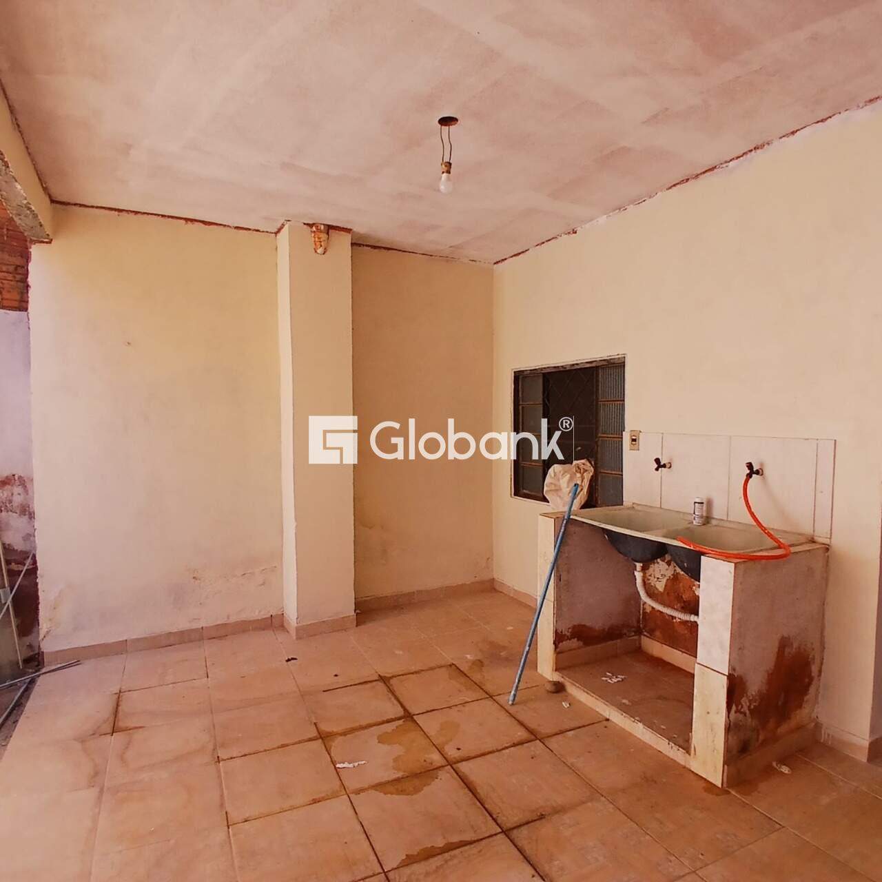 Casa 4 quartos à venda Jardim Alvorada 0m² Montes Claros MG: 