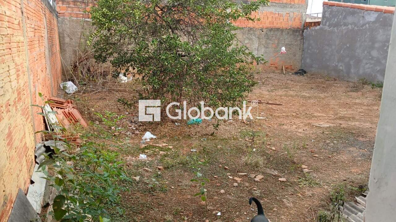 Casa 2 quartos à venda Vila Anália 0m² Montes Claros MG: 