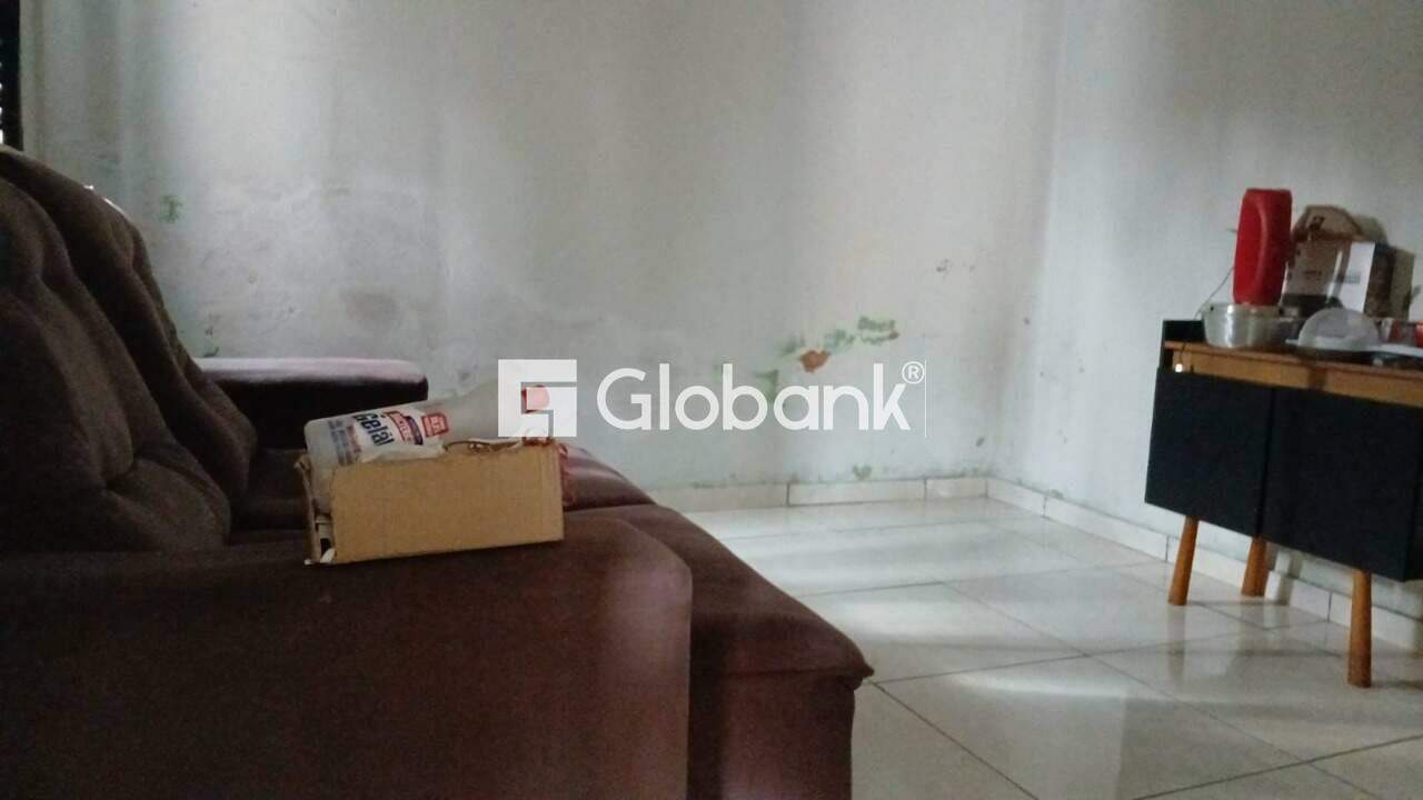 Casa 2 quartos à venda Vila Anália 0m² Montes Claros MG: