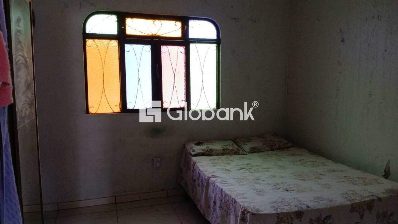 Casa 2 quartos à venda Vila Anália 0m² Montes Claros MG: