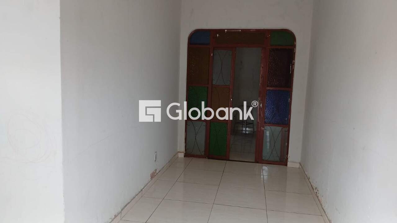 Casa 2 quartos à venda Vila Anália 0m² Montes Claros MG: