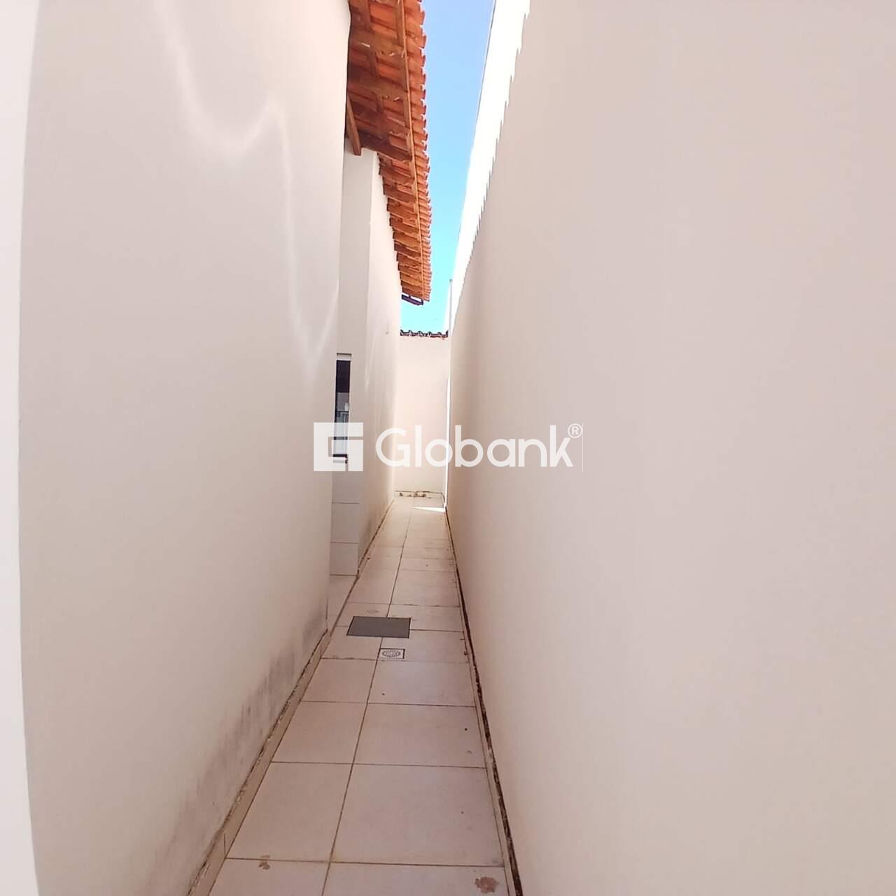 Casa 2 quartos à venda Jardim Olímpico 55m² Montes Claros MG: 