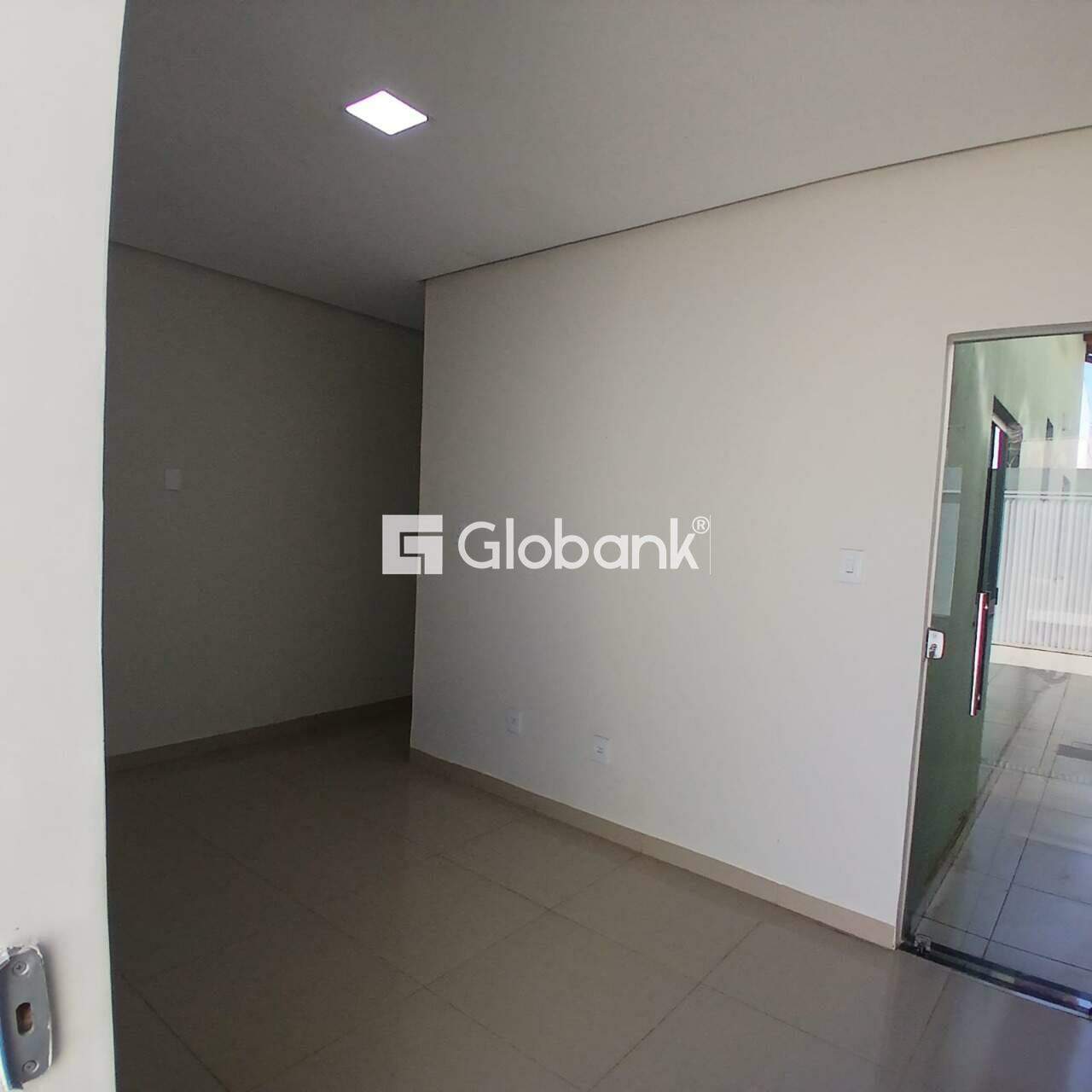 Casa 2 quartos à venda Jardim Olímpico 55m² Montes Claros MG: 