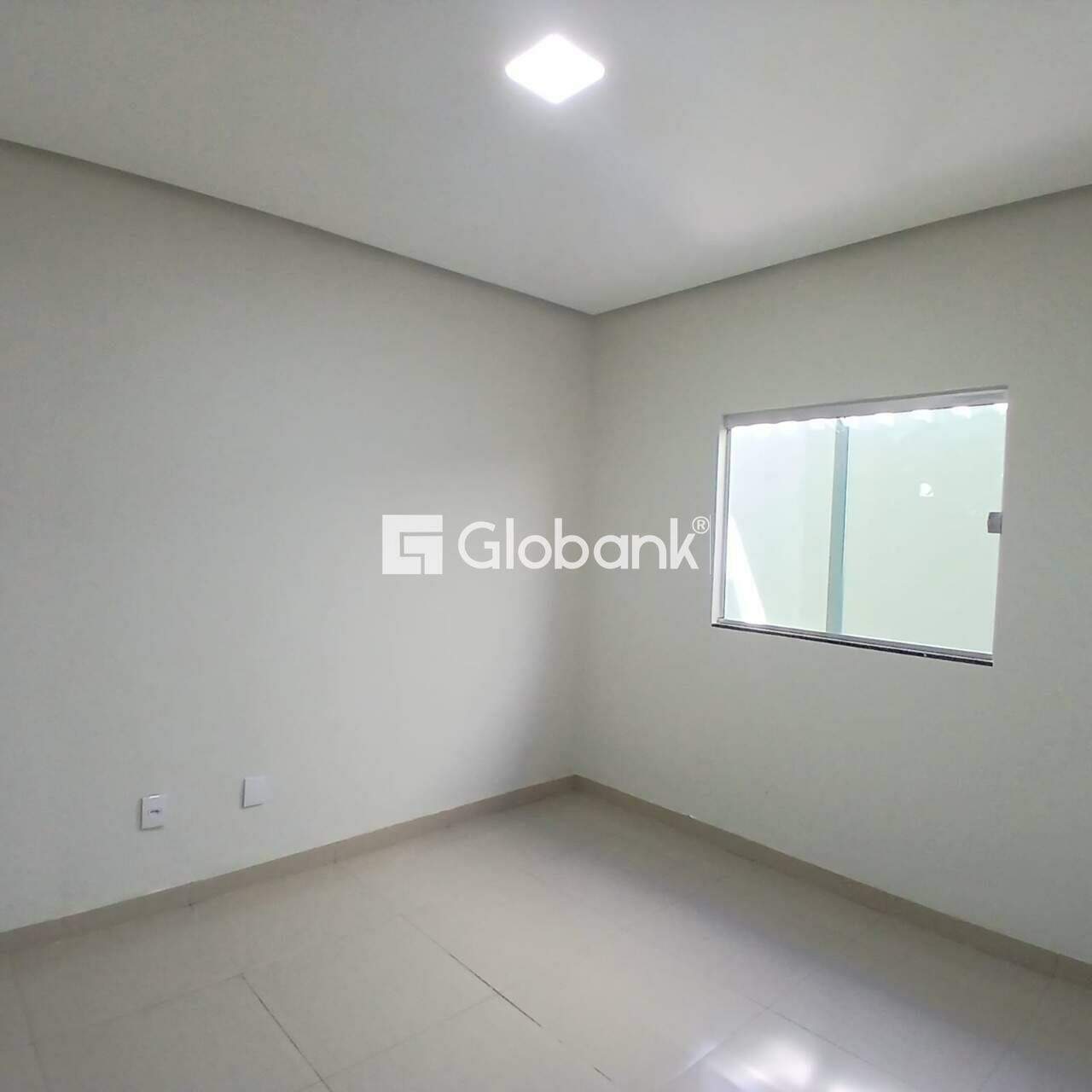 Casa 2 quartos à venda Jardim Olímpico 55m² Montes Claros MG: 