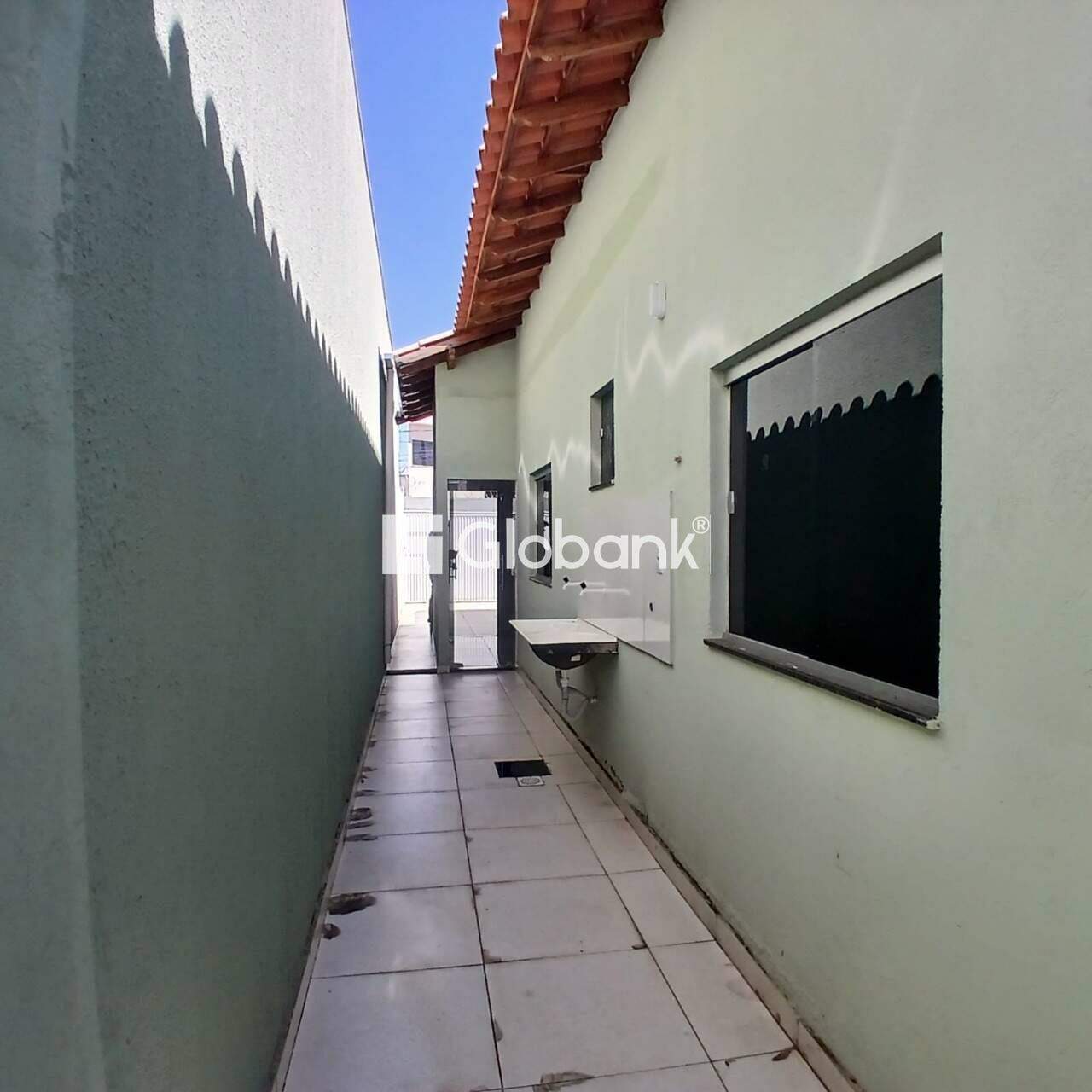 Casa 2 quartos à venda Jardim Olímpico 55m² Montes Claros MG: 