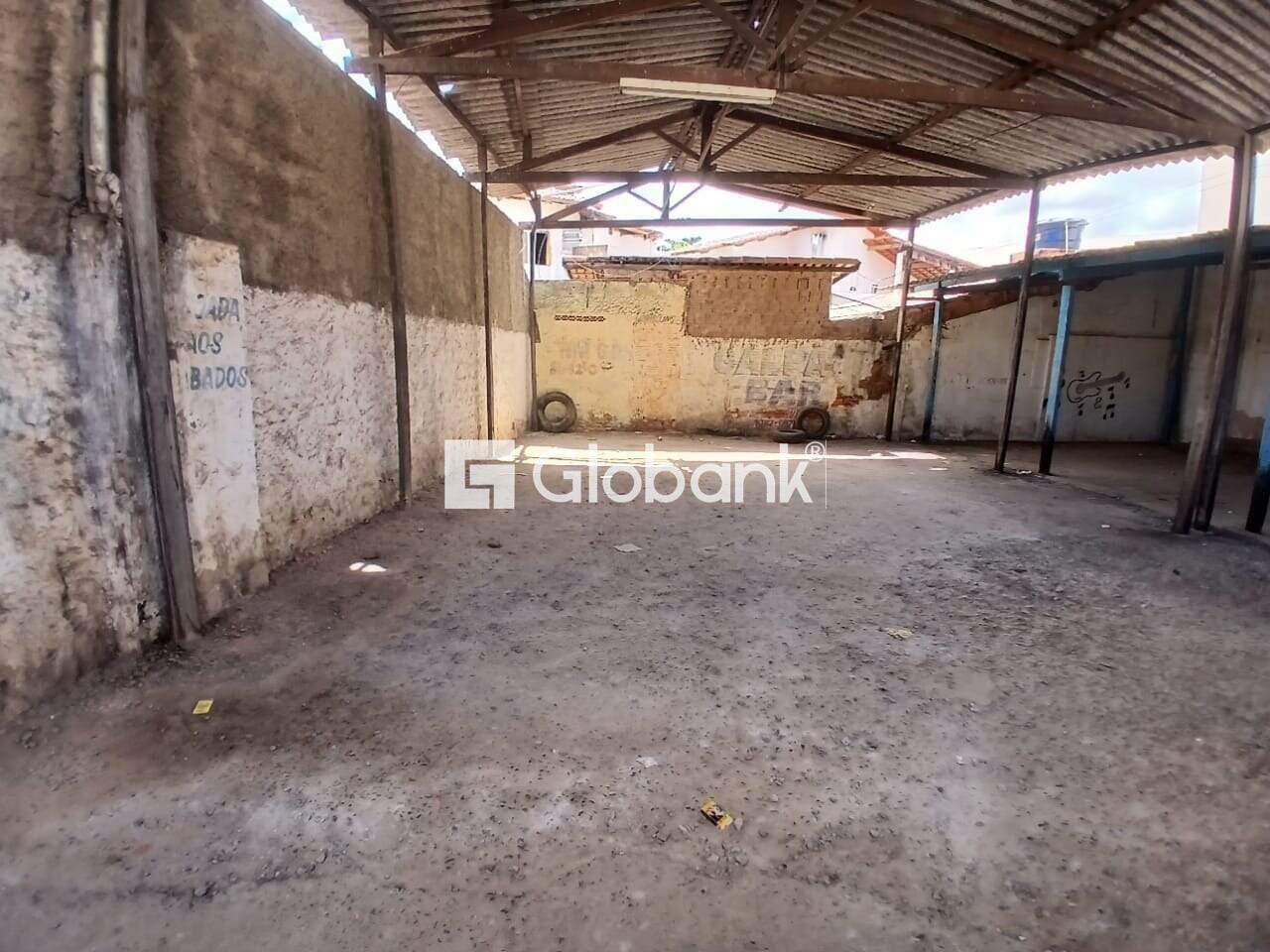 Galpão à venda Morrinhos 200m² Montes Claros MG: