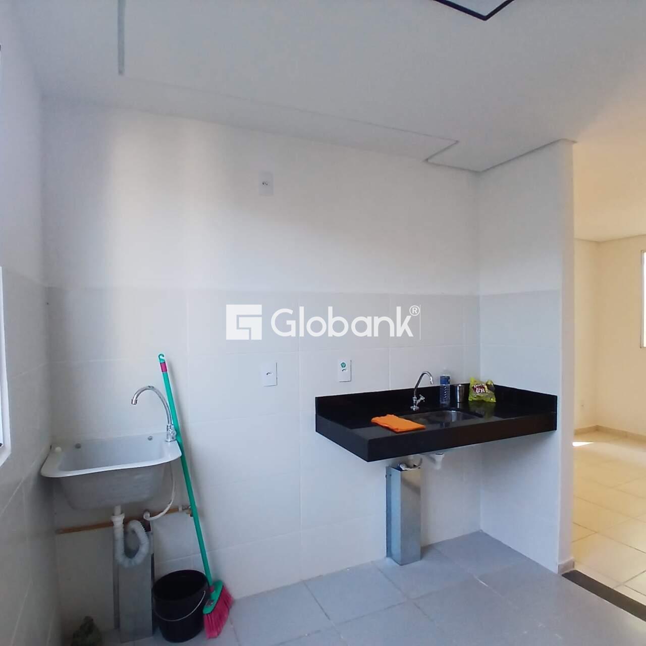 Apartamento 2 quartos à venda Residencial Sul Ipês 43m² Montes Claros MG: 