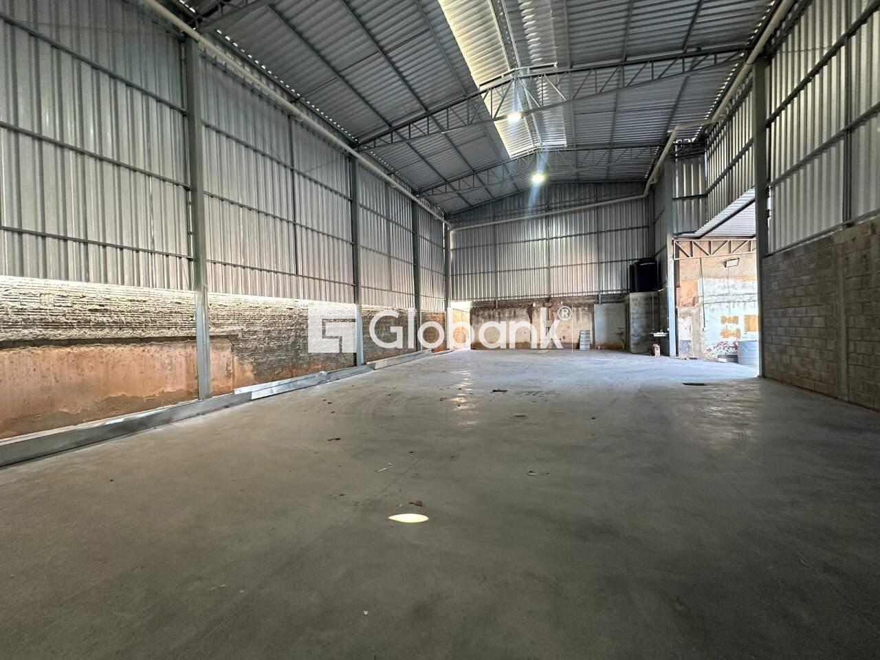 Galpão para aluguel São Judas Tadeu 260m² Montes Claros MG: 