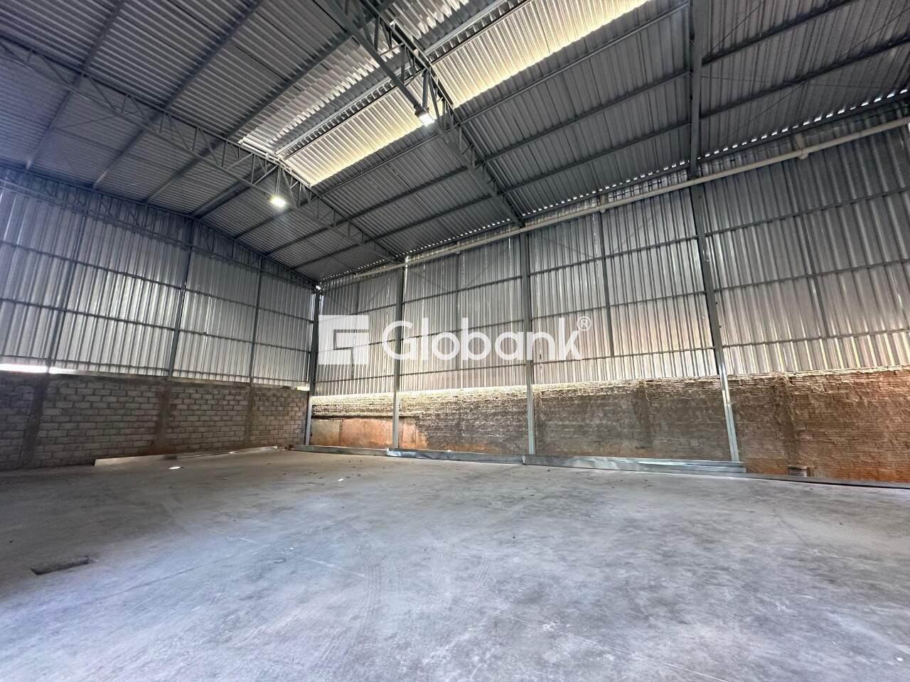 Galpão para aluguel São Judas Tadeu 260m² Montes Claros MG: 