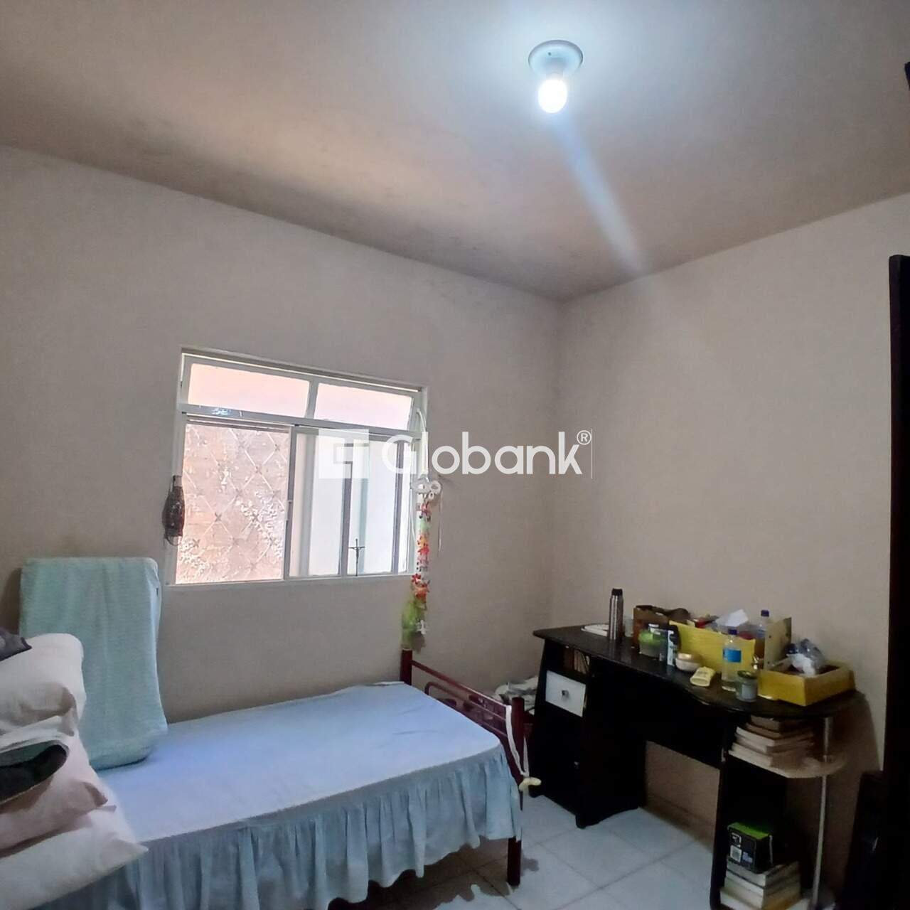 Casa 5 quartos à venda Conjunto Cristo Rei 86m² Montes Claros MG: 