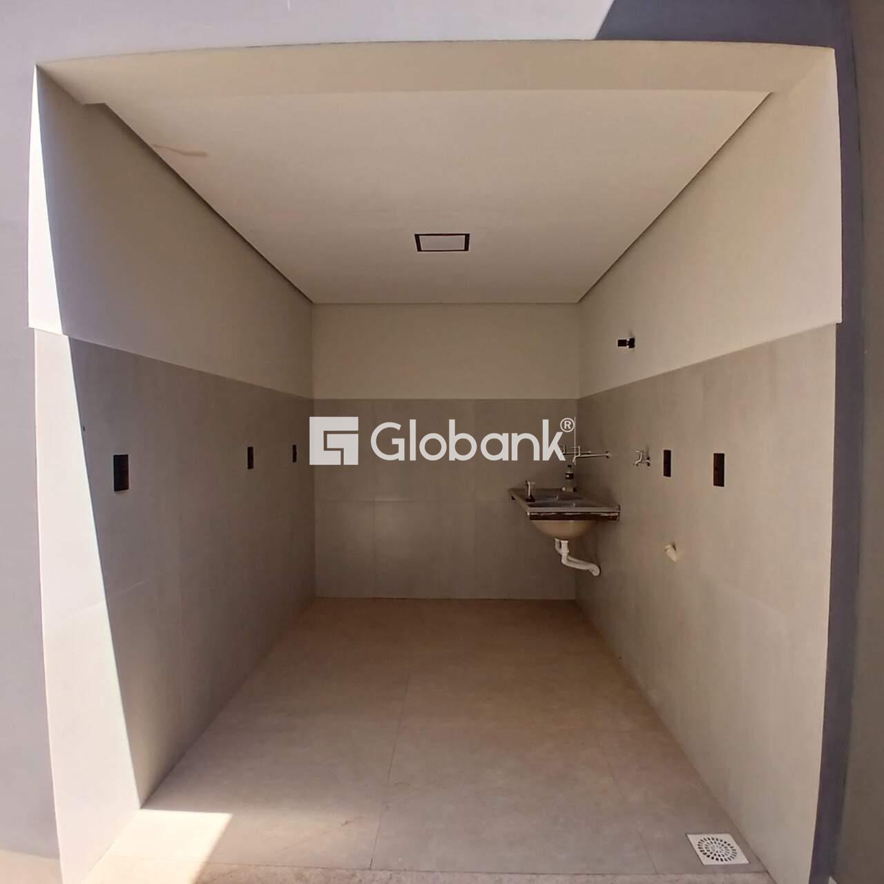 Casa 3 quartos à venda Vila Nova 200m² Montes Claros MG: 