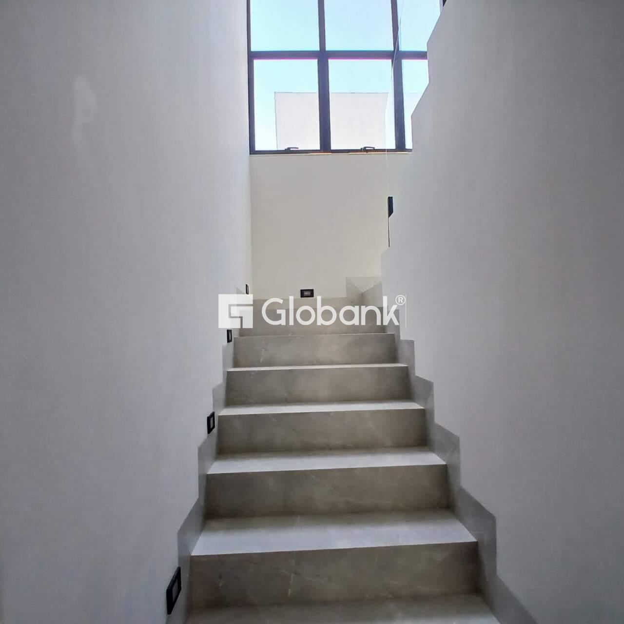 Casa 3 quartos à venda Vila Nova 200m² Montes Claros MG: 