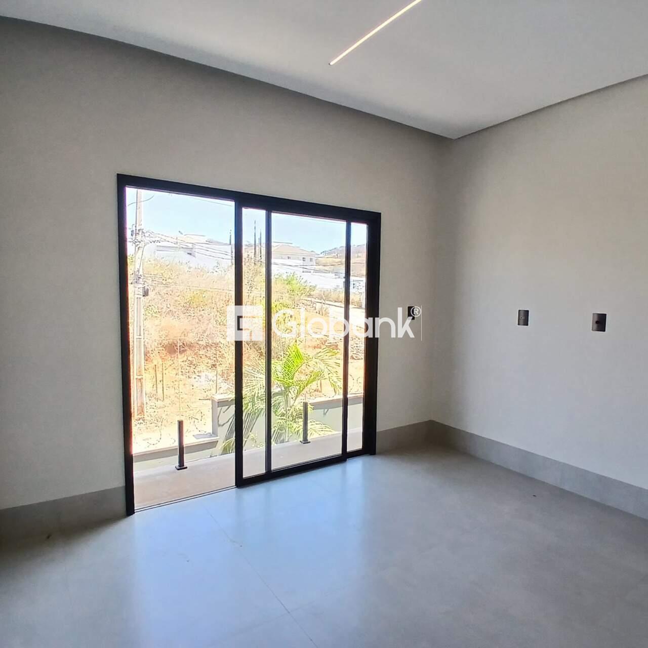Casa 3 quartos à venda Vila Nova 200m² Montes Claros MG: 