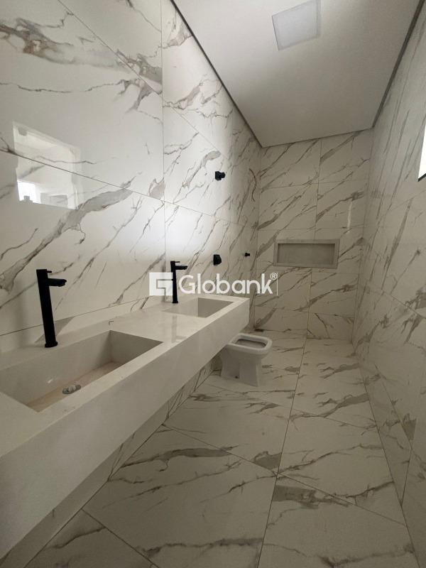 Casa 3 quartos à venda Barcelona Park 150m² Montes Claros MG: 