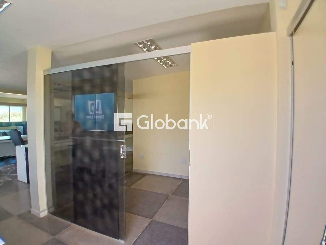 Sala comercial para aluguel Sagrada Família 112m² Montes Claros MG: Escrit rio