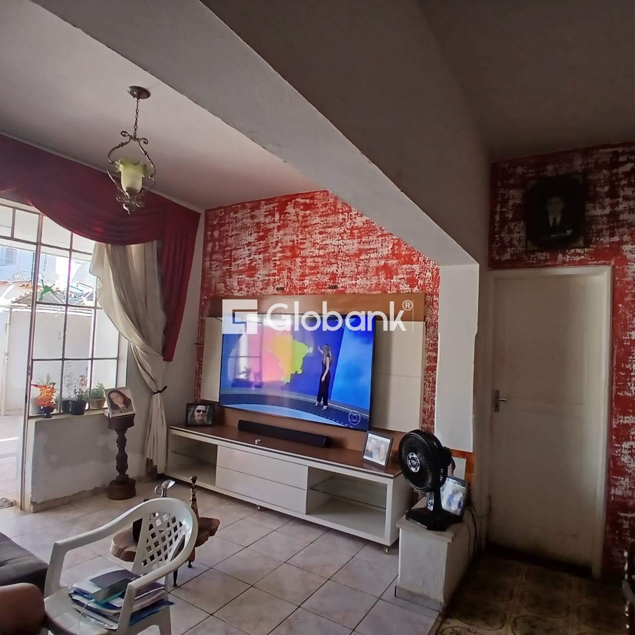 Casa 6 quartos à venda São José 0m² Montes Claros MG: 