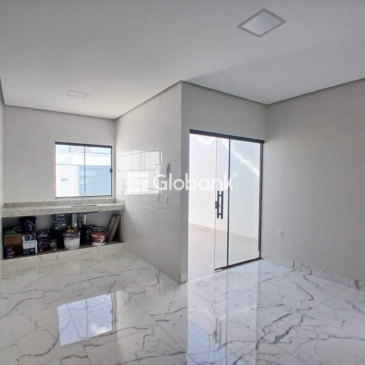 Casa 2 quartos à venda Residencial Sul Jacarandás 50m² Montes Claros MG: 