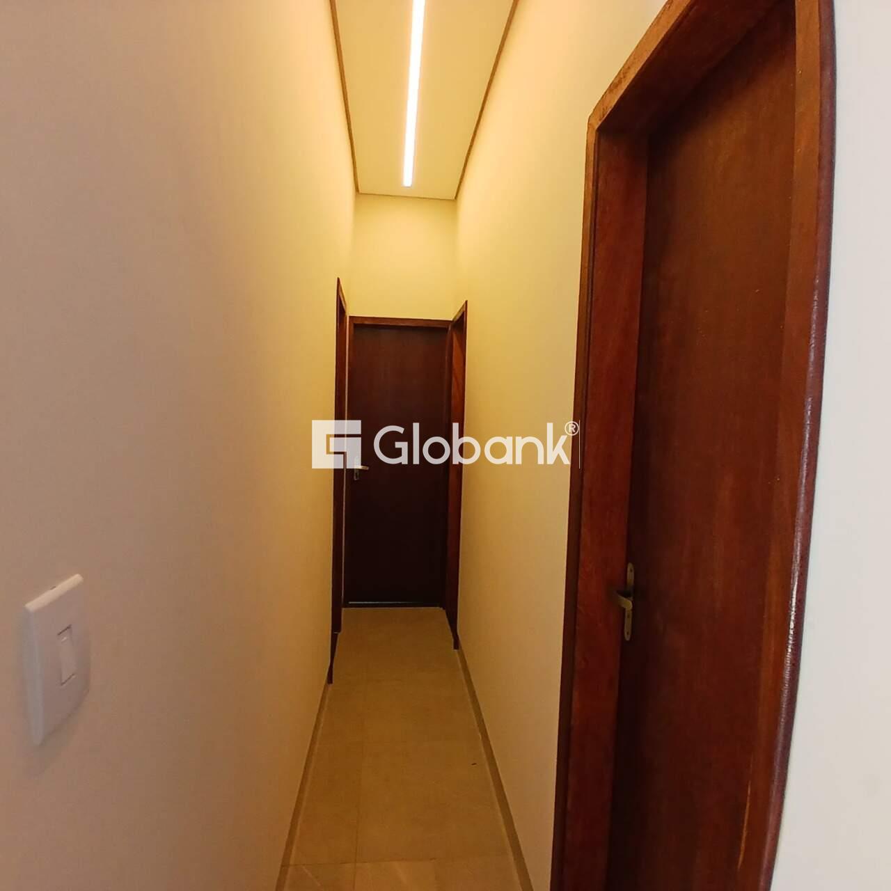 Casa 3 quartos à venda Esplanada 100m² Montes Claros MG: 