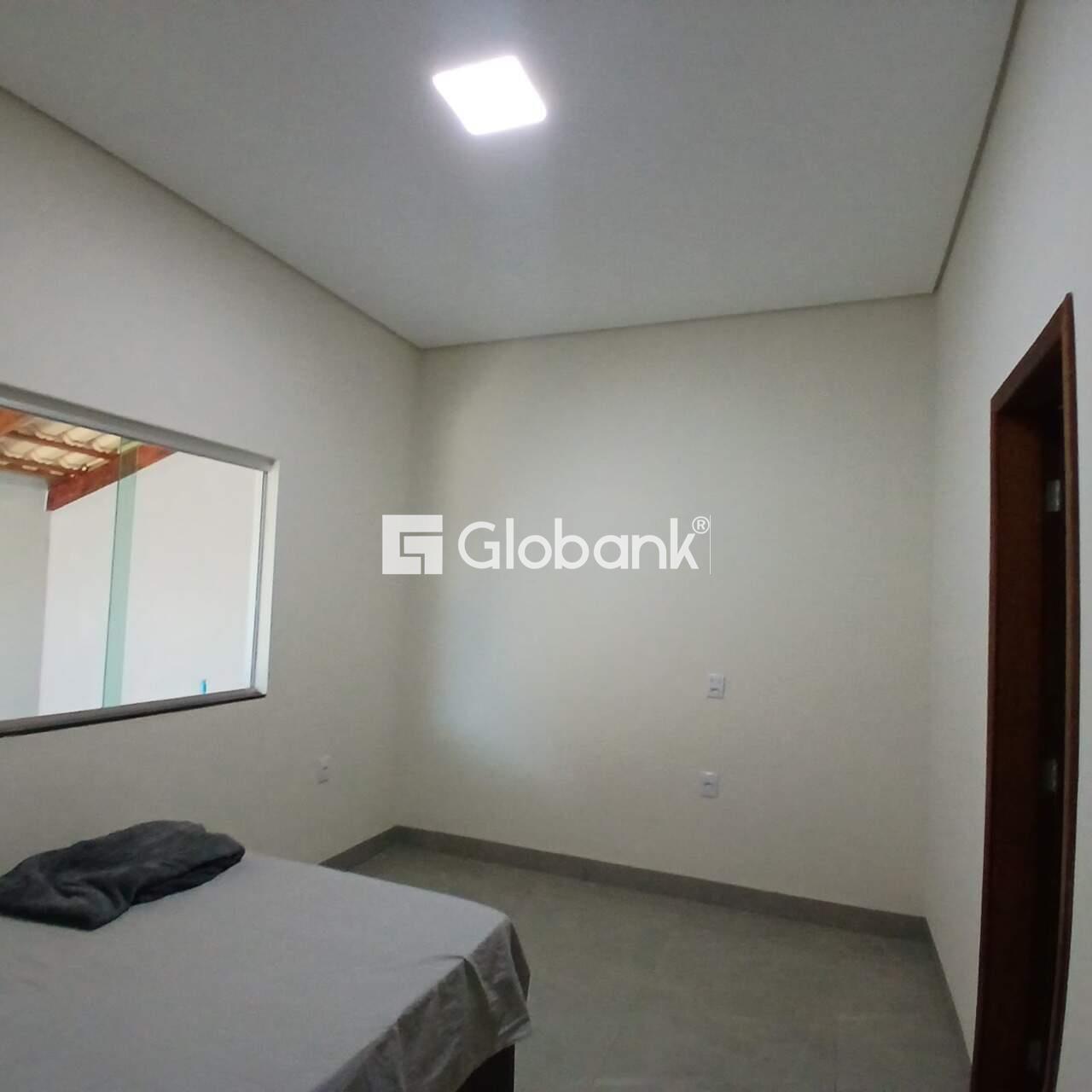 Casa 3 quartos à venda Esplanada 100m² Montes Claros MG: 