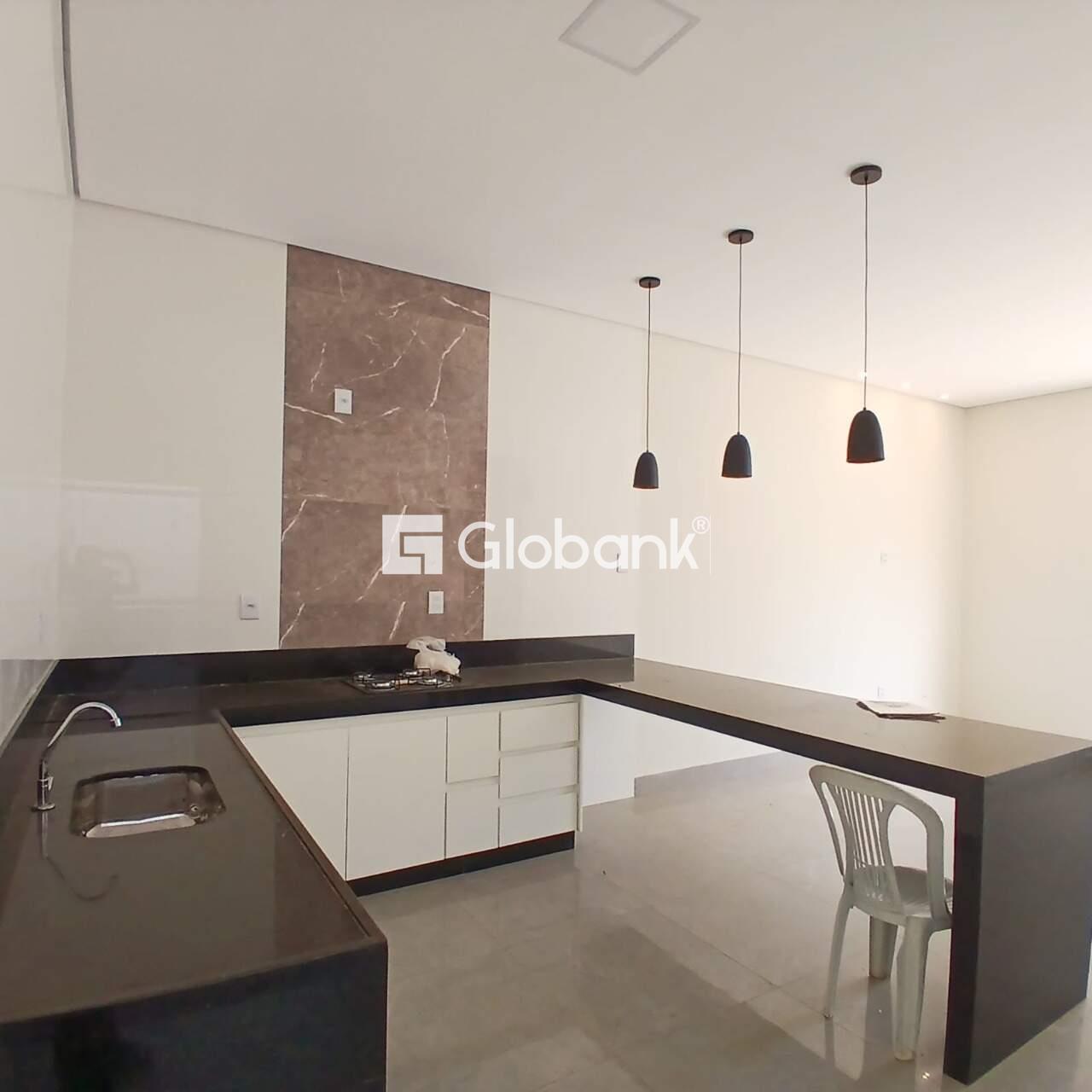 Casa 3 quartos à venda Esplanada 100m² Montes Claros MG: 